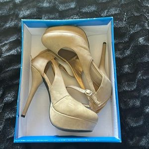 Taupe ankle strapped heels